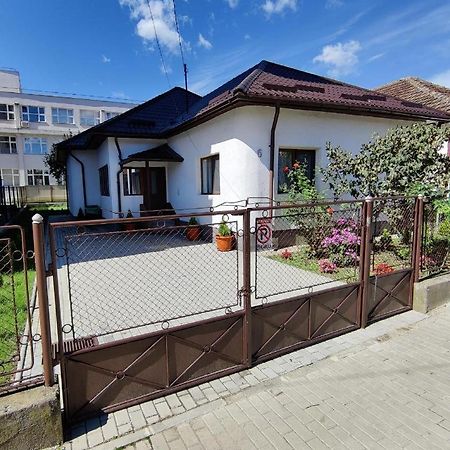 Affittacamere Casa Marina Călimăneşti Esterno foto