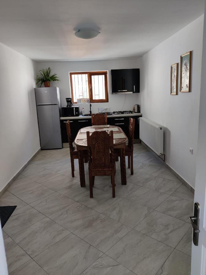 Affittacamere Casa Marina Călimăneşti Esterno foto
